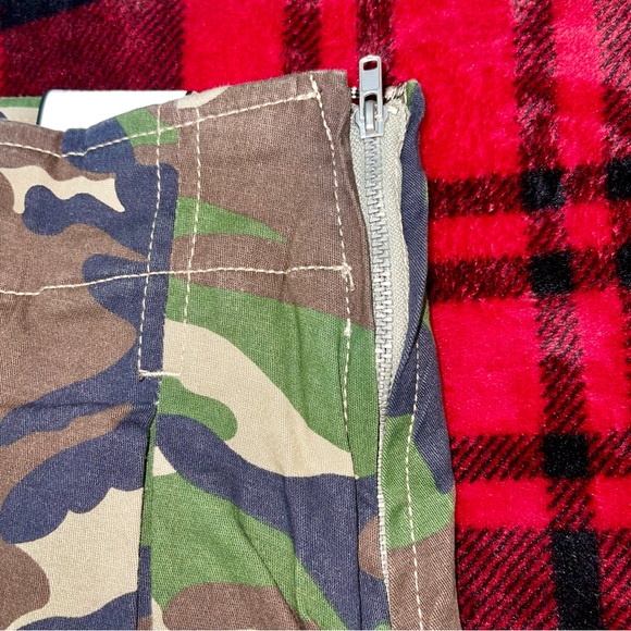 Camo Pleated Mini Skort - Picture 13 of 13
